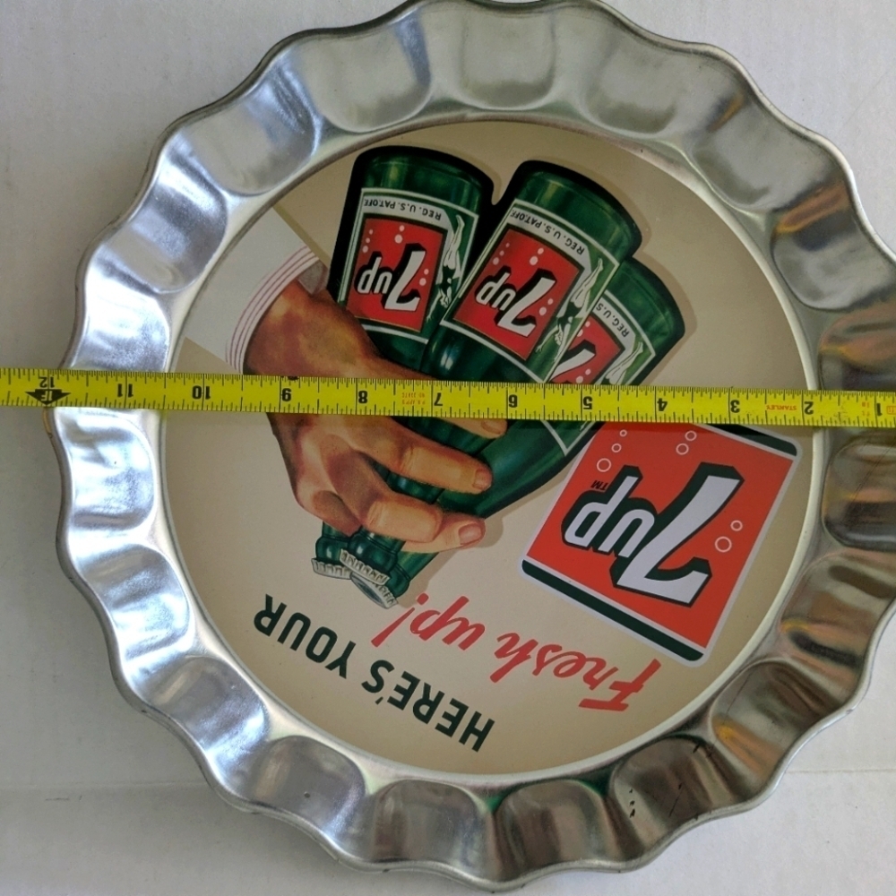 7up Sign - Picture 3 of 4